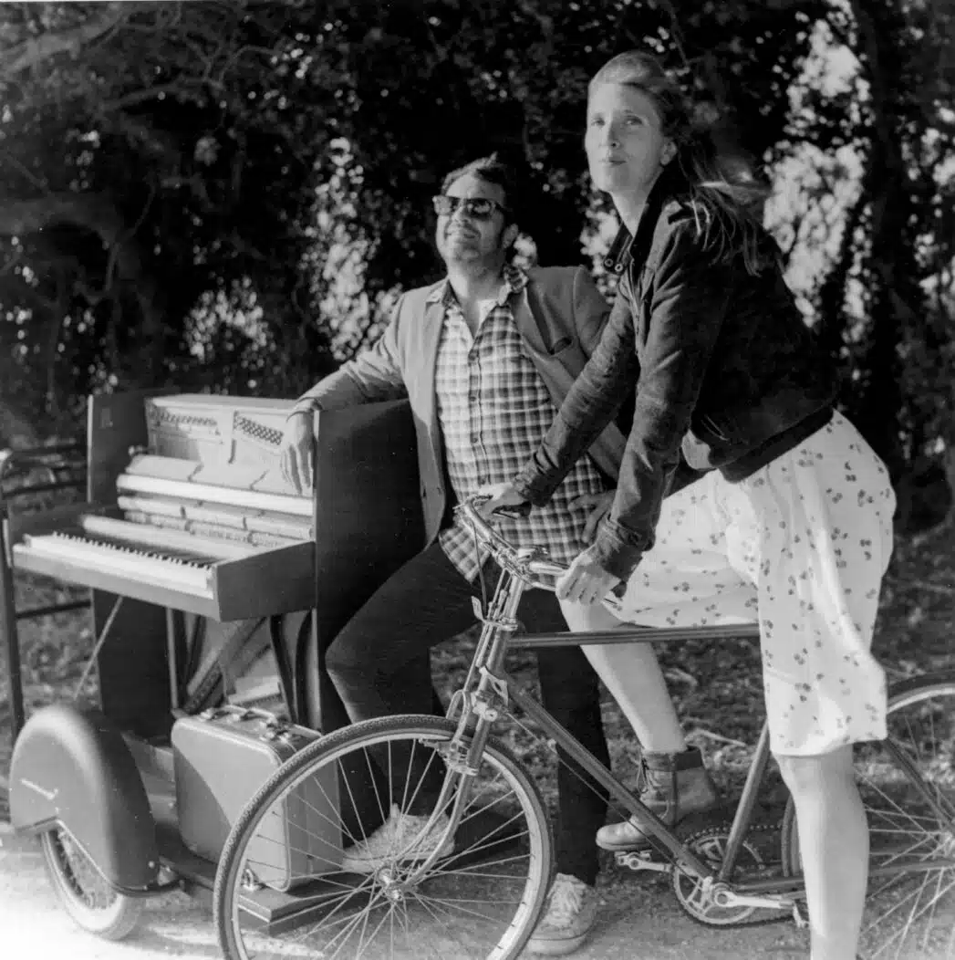 lady-do-et-monsieur-papa-depassent-les-bornes-gommettes-proudction-credit-paco