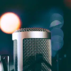 thomas-le--oz1G-Q1tpw-unsplash